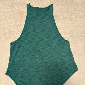 Women’s lululemon tank